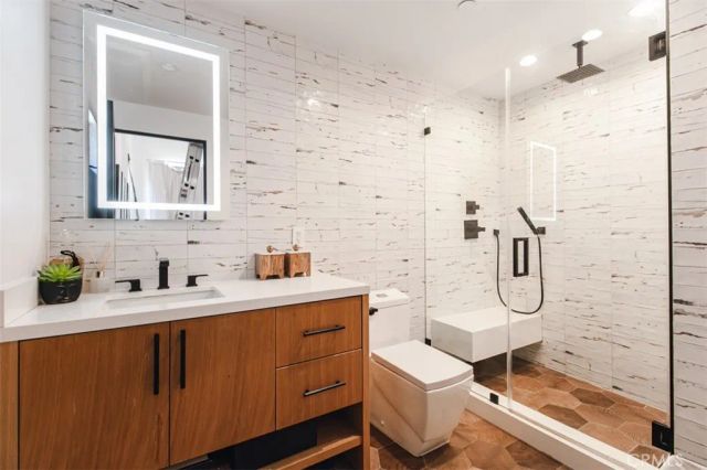 6207 Babcock, North Hollywood, CA 91606