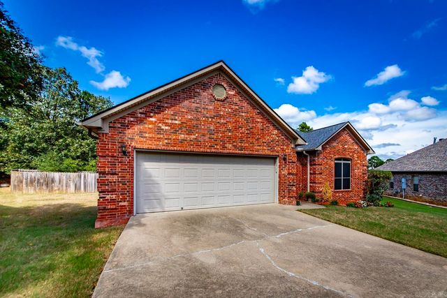 14 Harmony Court, Maumelle, AR 72113