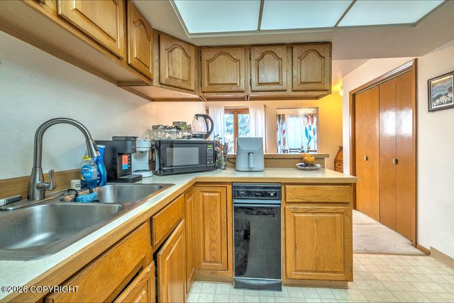 1804 Parkside Drive, Anchorage, AK 99501