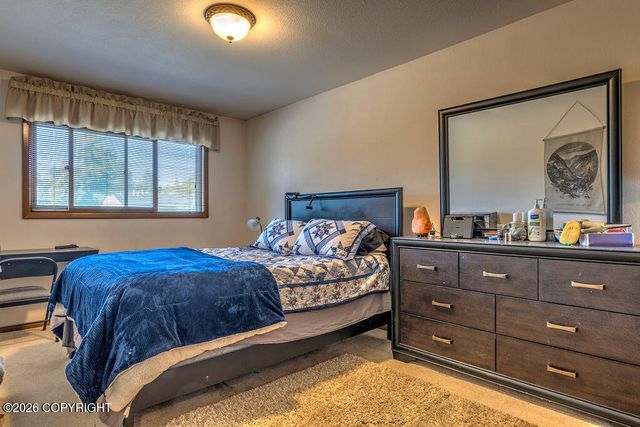 1804 Parkside Drive, Anchorage, AK 99501