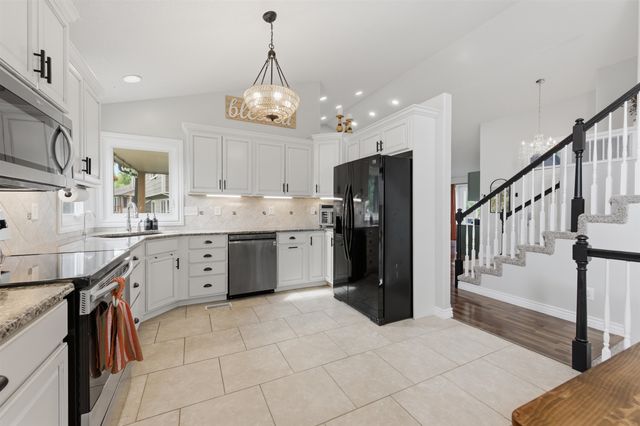 626 N Bay Country, Wichita, KS 67235