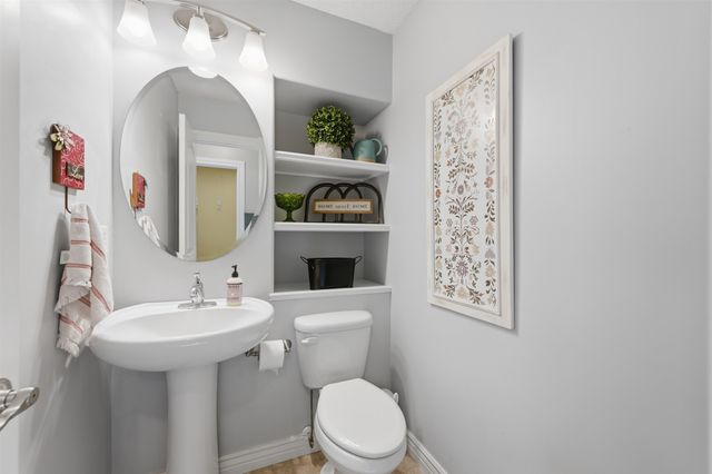 626 N Bay Country, Wichita, KS 67235