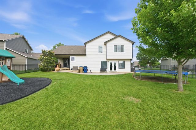 626 N Bay Country, Wichita, KS 67235