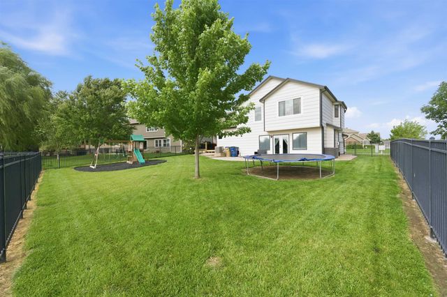 626 N Bay Country, Wichita, KS 67235