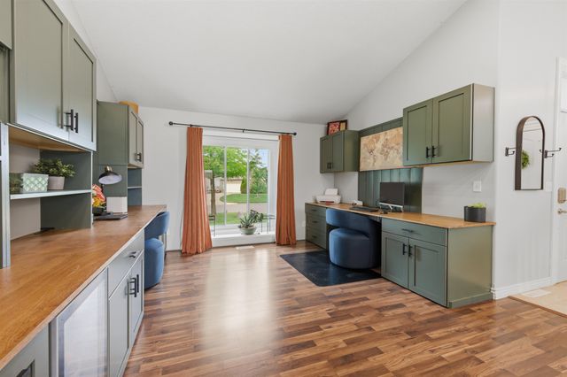 626 N Bay Country, Wichita, KS 67235