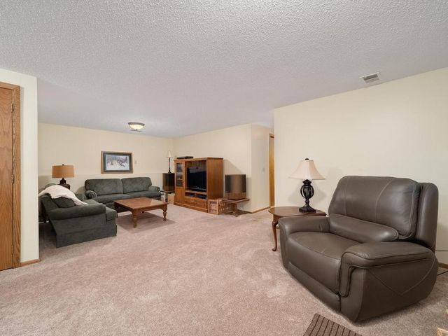 2700 98th Avenue N, Brooklyn Park, MN 55444