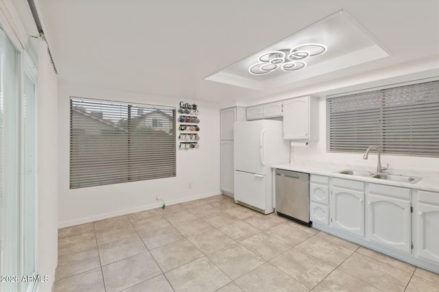2307 W ORCHID Lane, Chandler, AZ 85224