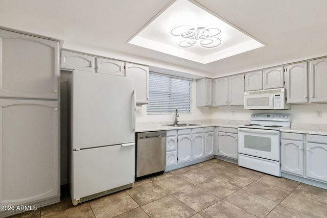 2307 W ORCHID Lane, Chandler, AZ 85224