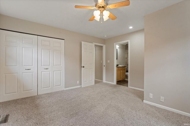 2910 Woodmont Drive, South Bend, IN 46614