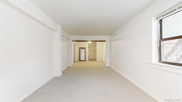 61 White Oak Street 2G, New Rochelle, NY 10801