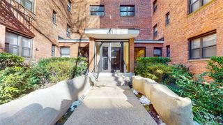 61 White Oak Street 2G, New Rochelle, NY 10801