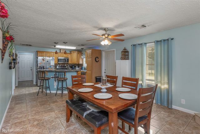 8099 N Lakeshore Drive, Shreveport, LA 71107