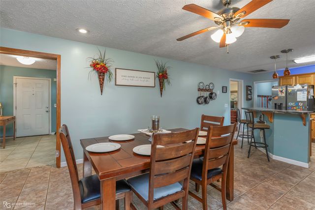 8099 N Lakeshore Drive, Shreveport, LA 71107