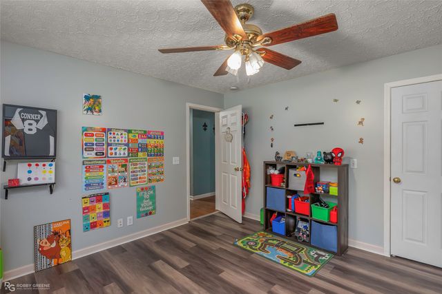 8099 N Lakeshore Drive, Shreveport, LA 71107