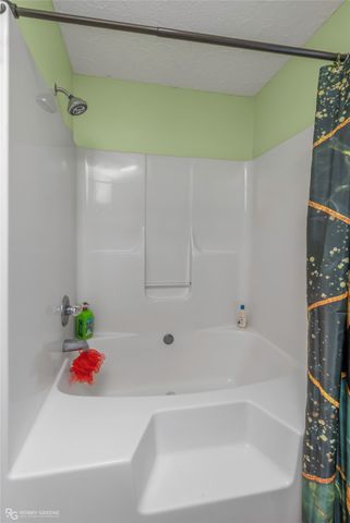 8099 N Lakeshore Drive, Shreveport, LA 71107