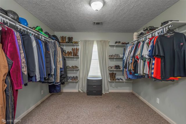 8099 N Lakeshore Drive, Shreveport, LA 71107