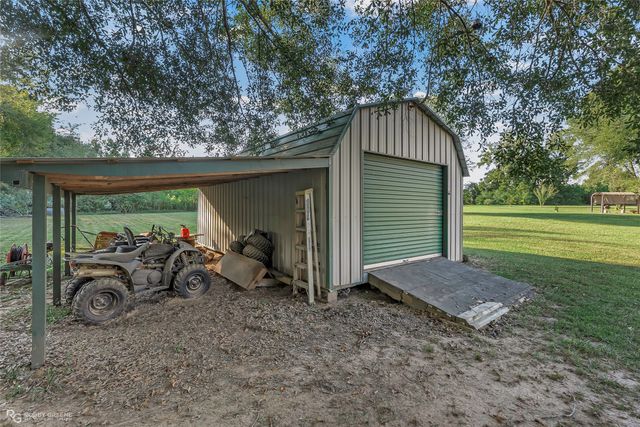 8099 N Lakeshore Drive, Shreveport, LA 71107