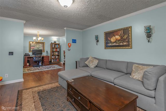 8099 N Lakeshore Drive, Shreveport, LA 71107