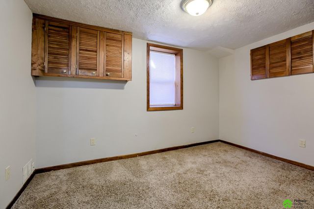 1425 N 19th Street, Lincoln, NE 68503