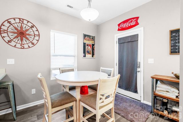 525 Newfound Hollow Drive, Charlotte, NC 28214