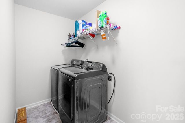525 Newfound Hollow Drive, Charlotte, NC 28214