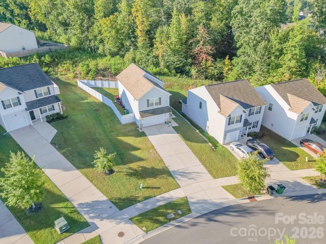 525 Newfound Hollow Drive, Charlotte, NC 28214