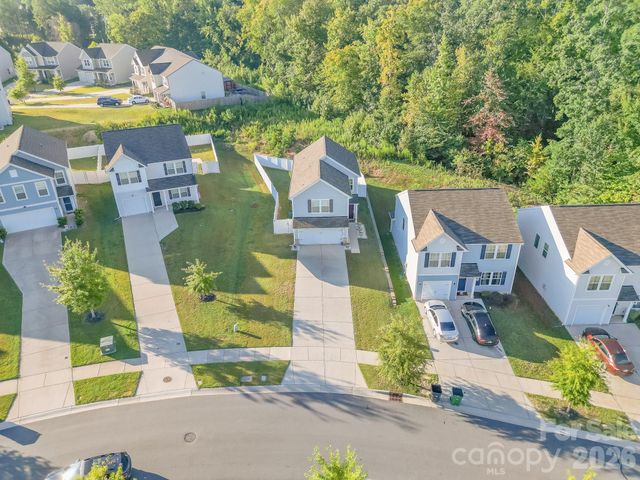525 Newfound Hollow Drive, Charlotte, NC 28214