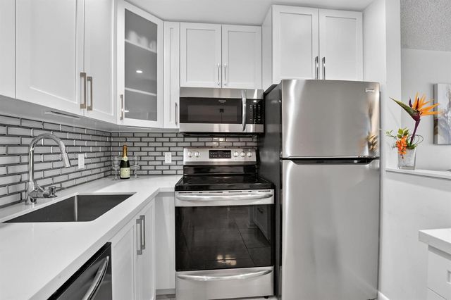 2080 Harwood F 2080, Deerfield Beach, FL 33442