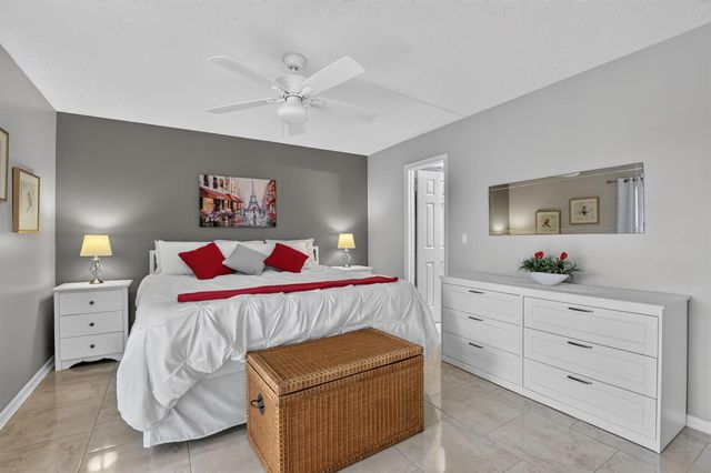 2080 Harwood F 2080, Deerfield Beach, FL 33442