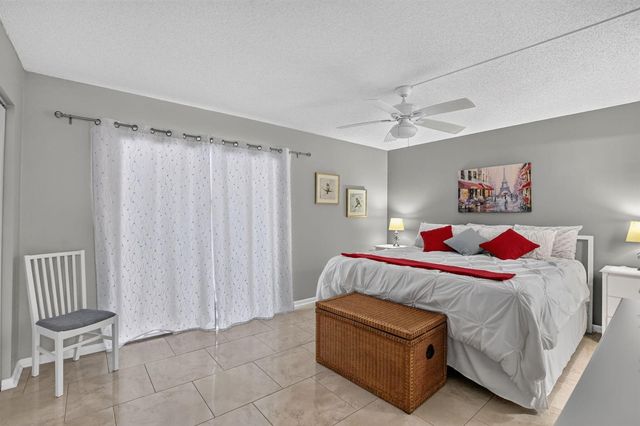 2080 Harwood F 2080, Deerfield Beach, FL 33442