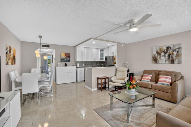 2080 Harwood F 2080, Deerfield Beach, FL 33442