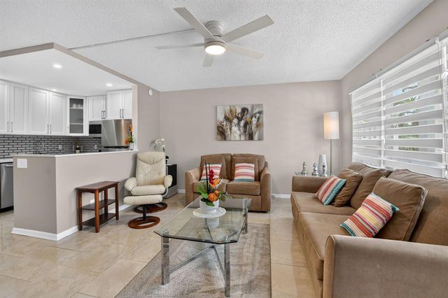 2080 Harwood F 2080, Deerfield Beach, FL 33442