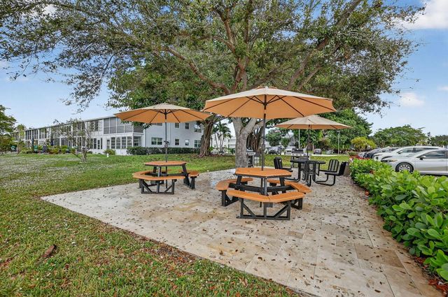 2080 Harwood F 2080, Deerfield Beach, FL 33442