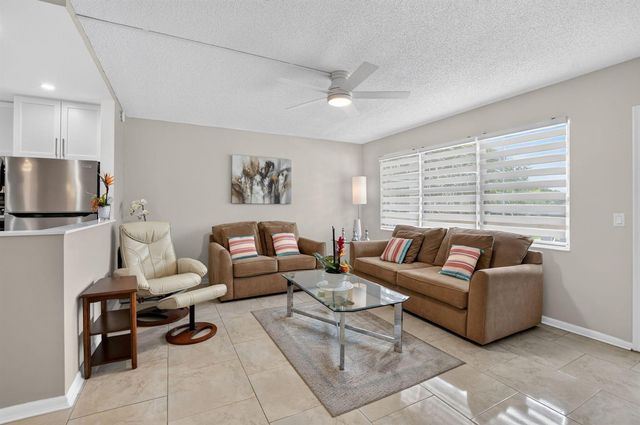 2080 Harwood F 2080, Deerfield Beach, FL 33442