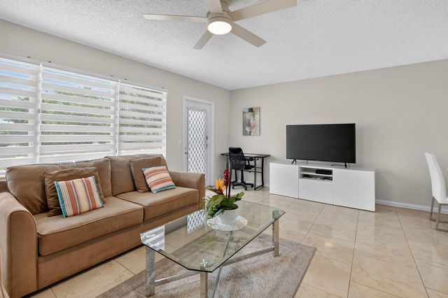 2080 Harwood F 2080, Deerfield Beach, FL 33442