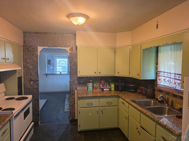 6230 Charity Drive, Green Twp, OH 45248