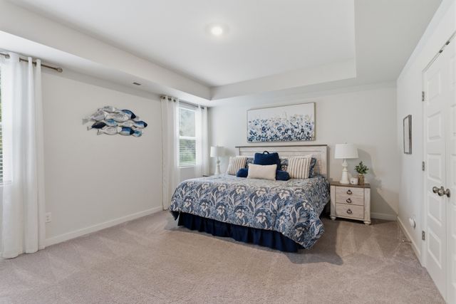 878 Nightingale Ave, Hendersonville, TN 37075