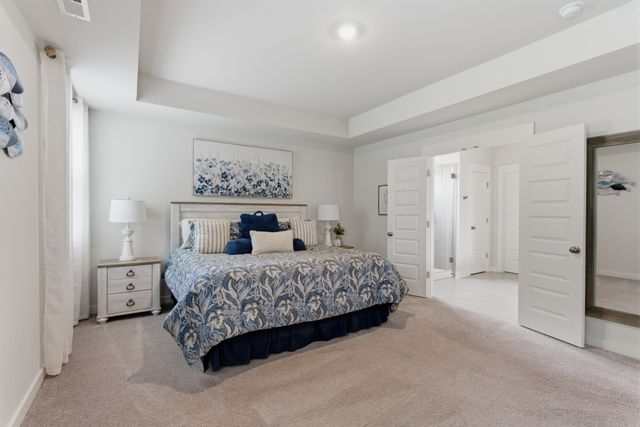 878 Nightingale Ave, Hendersonville, TN 37075