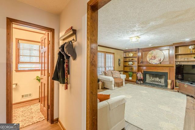 3811 Holy Cross Court, Decatur, GA 30034