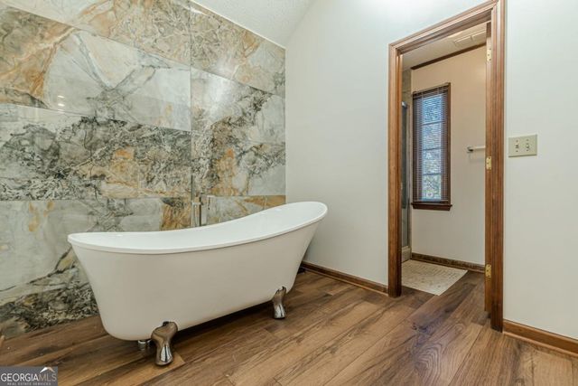 3811 Holy Cross Court, Decatur, GA 30034