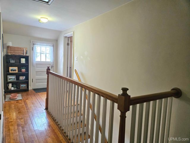 206 E Iron Street, Bessemer, MI 49911