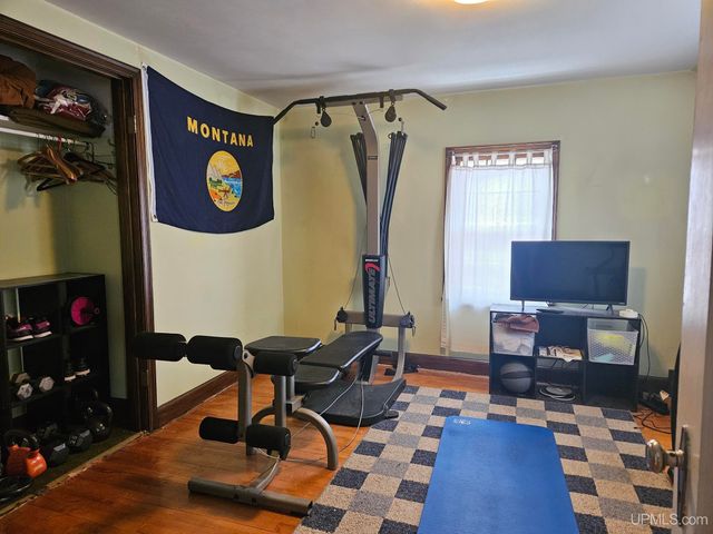 206 E Iron Street, Bessemer, MI 49911