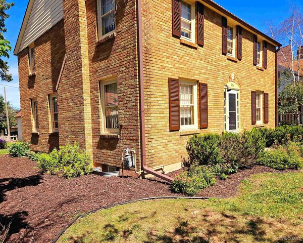 206 E Iron Street, Bessemer, MI 49911