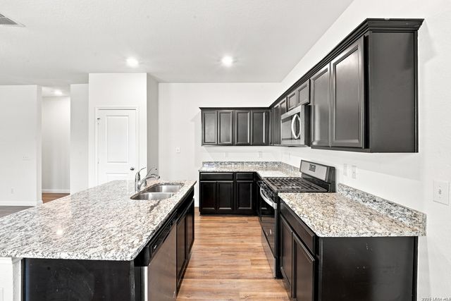 5103 Morning Graze, St Hedwig, TX 78152