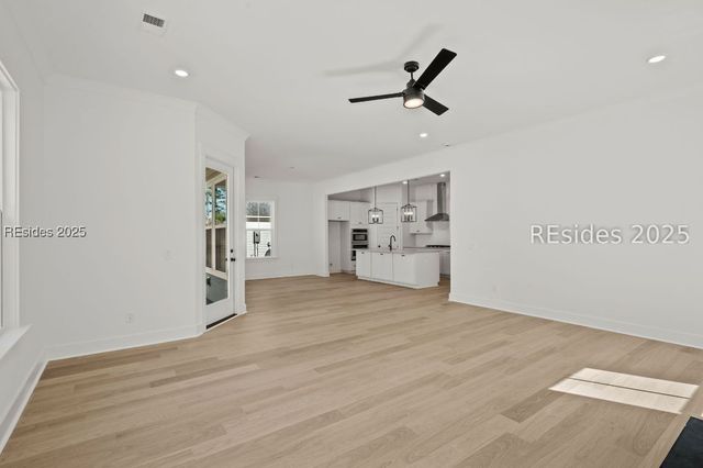 2202 Be Wheatley Dr, Beaufort, SC 29902