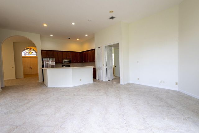 6428 Garden Court, West Palm Beach, FL 33411