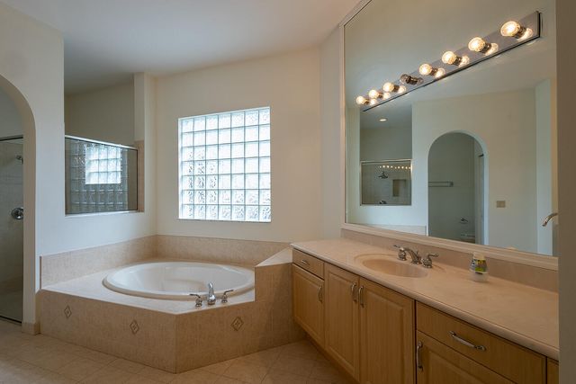 6428 Garden Court, West Palm Beach, FL 33411