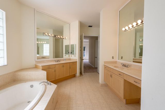 6428 Garden Court, West Palm Beach, FL 33411