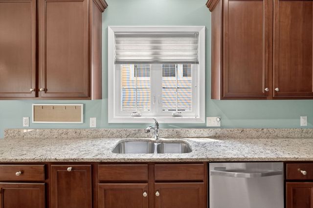 17 Valley Front, Plymouth, MA 02360