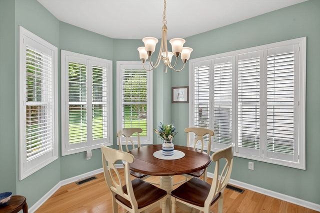 17 Valley Front, Plymouth, MA 02360